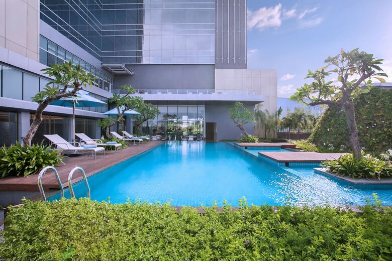 Hotel Mercure Jakarta Pantai Indah Kapuk