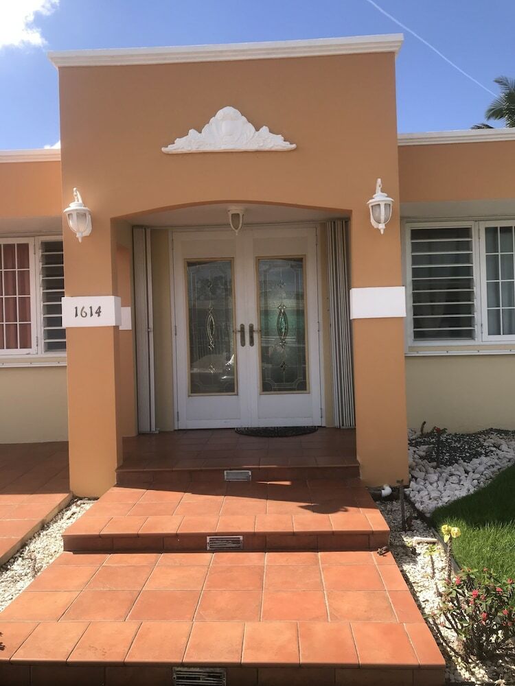 Apartamentos Oversized Studio Close To The Beach And Airport