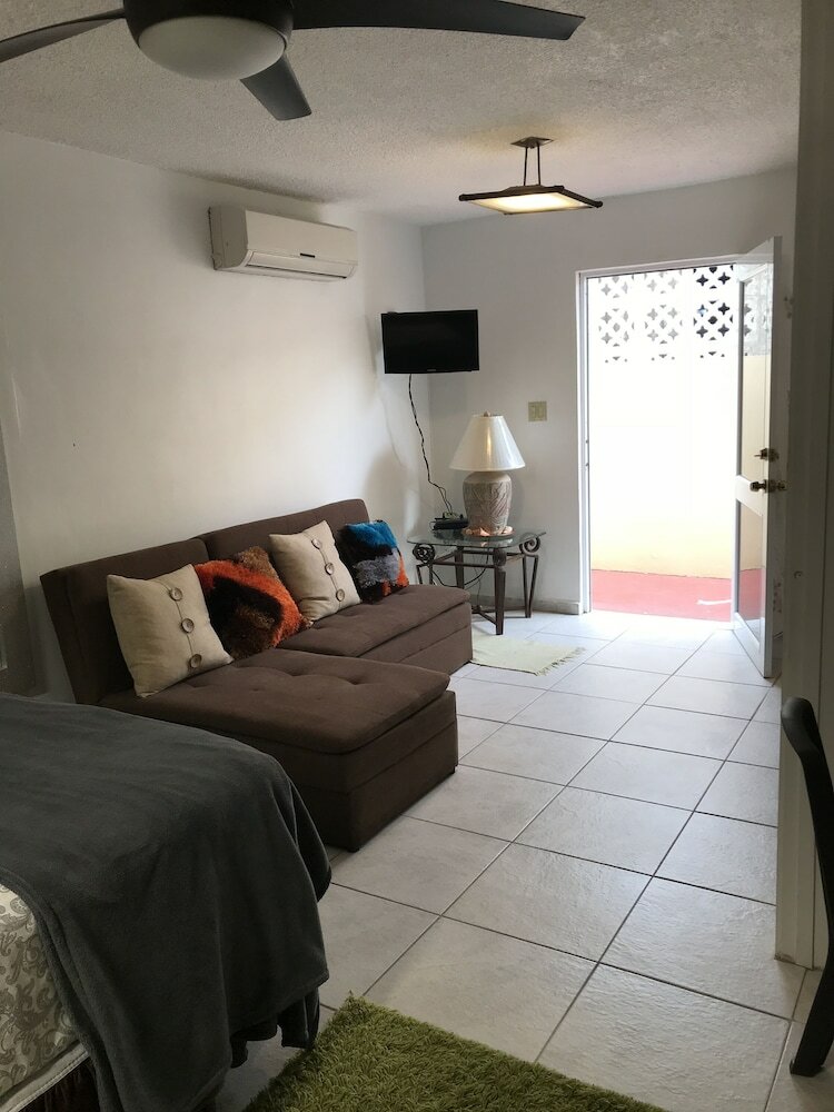 Apartamentos Oversized Studio Close To The Beach And Airport