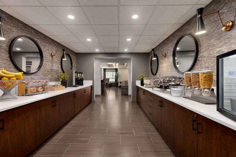 Hotel Microtel Inn & Suites By Wyndham Estevan