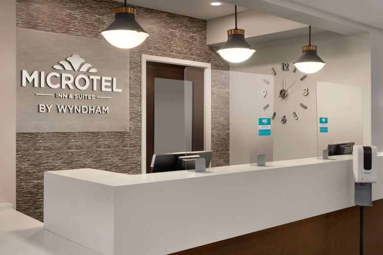 Hotel Microtel Inn & Suites By Wyndham Estevan