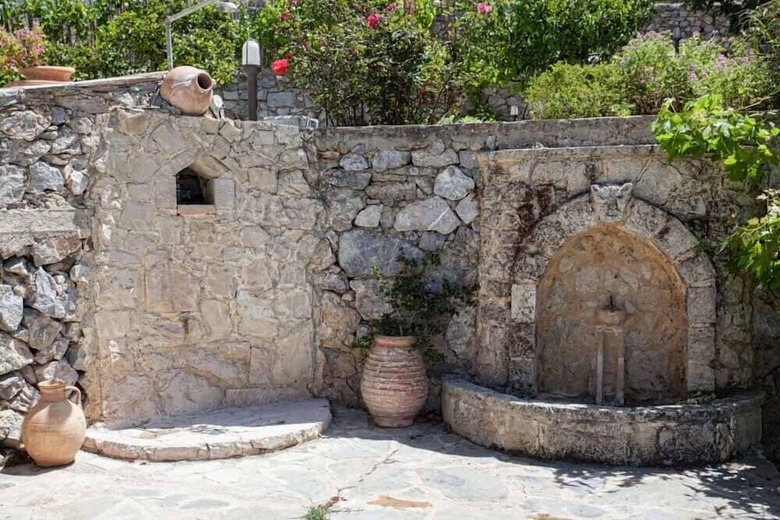Villa Petrinos Milos