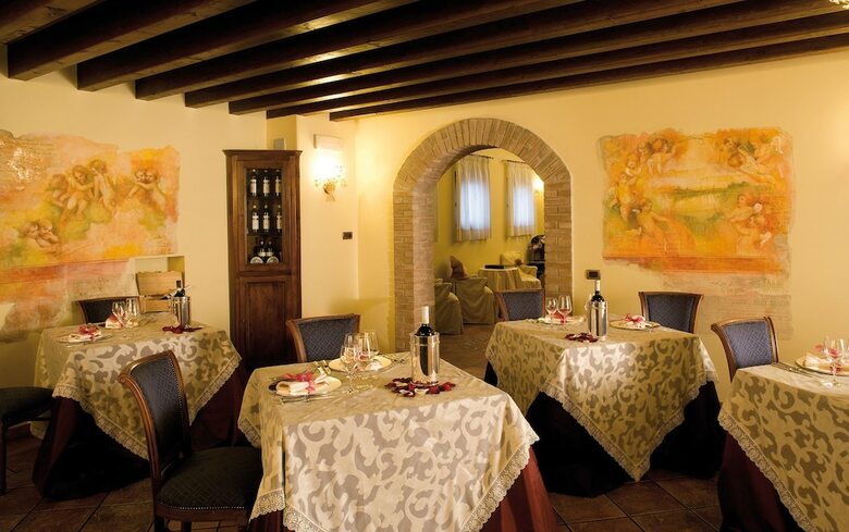 Hotel Relais Madonna Di Campagna