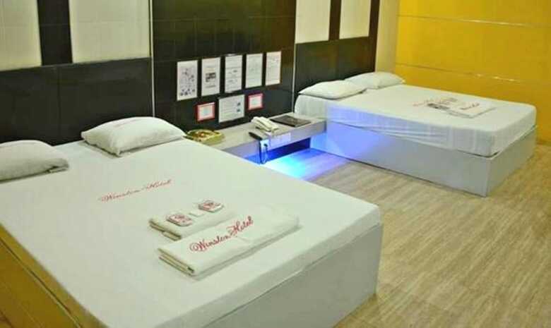 New Winston Hotel