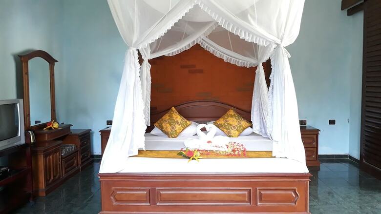 Bed & Breakfast Bagus Beach Resort