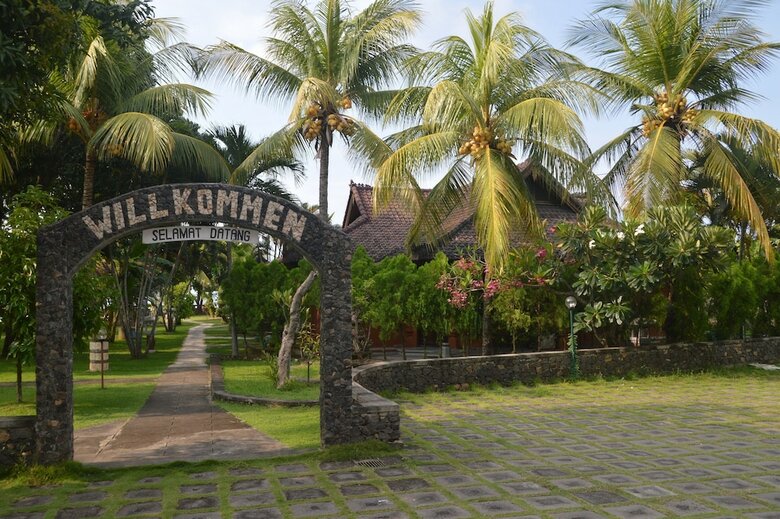 Bed & Breakfast Bagus Beach Resort
