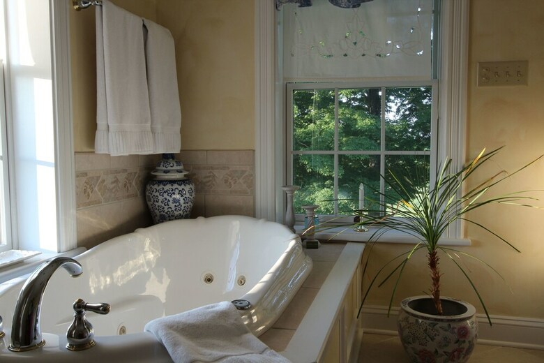Maple Shade Bed & Breakfast
