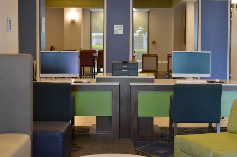 Hotel Holiday Inn Express & Suites Miami - Hialeah