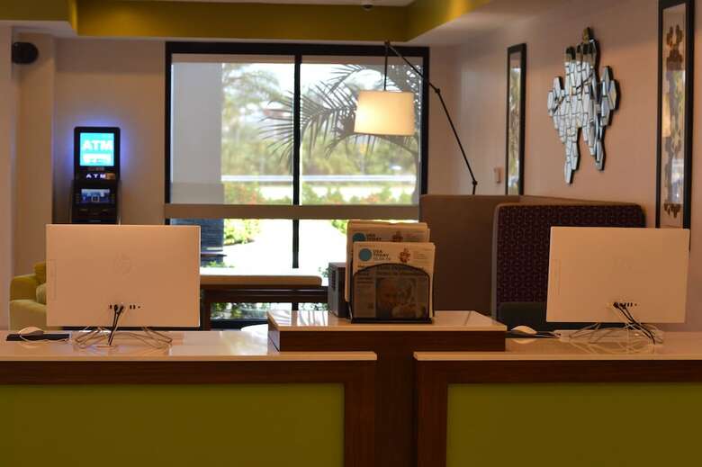 Hotel Holiday Inn Express & Suites Miami - Hialeah