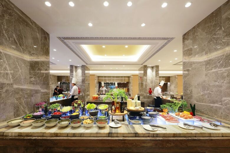 Fuzhou Lakeside Hotel