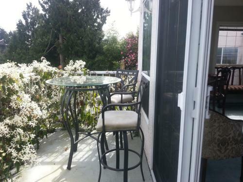 Bed & Breakfast By The Sea Bnb, Sidney Victoria Bc