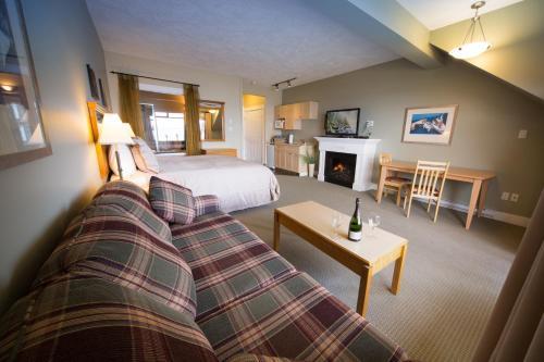 Hotel Sidney Waterfront Inn