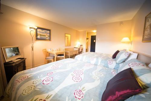 Hotel Sidney Waterfront Inn