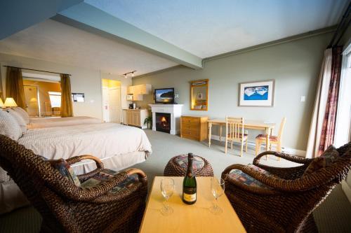 Hotel Sidney Waterfront Inn