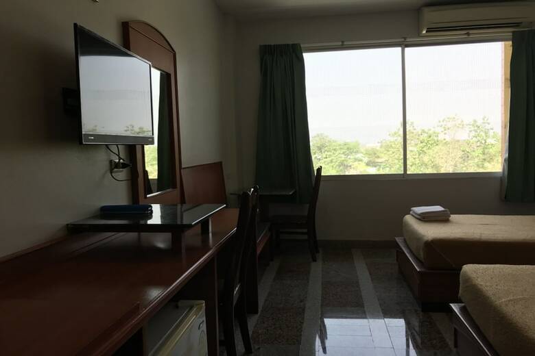 Lopburi Residence 2 Hotel And Resort