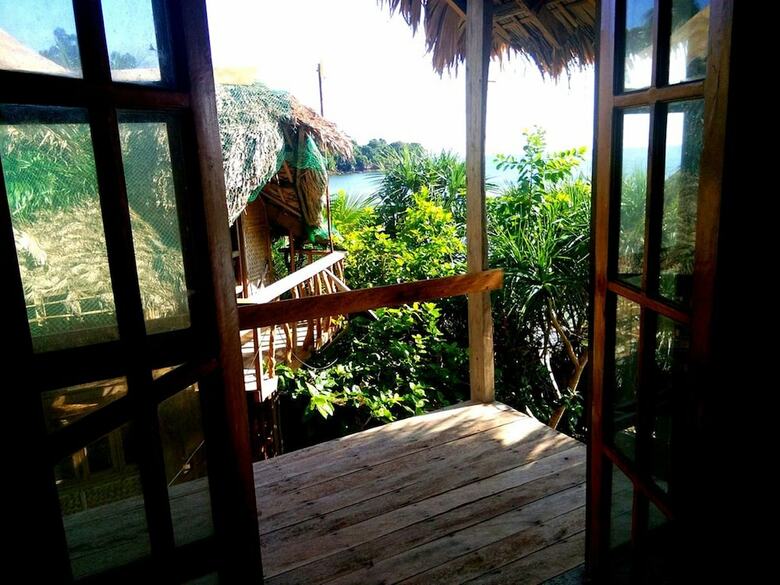 Hostal Reggae Vibes De Isla Romblon - Hostel