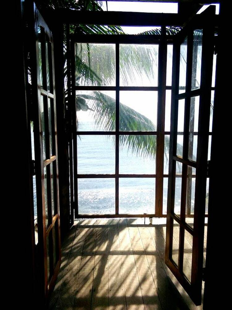 Hostal Reggae Vibes De Isla Romblon - Hostel