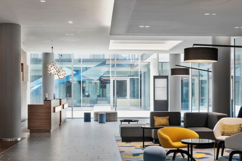 Hotel Courtyard By Marriott Munich Garching