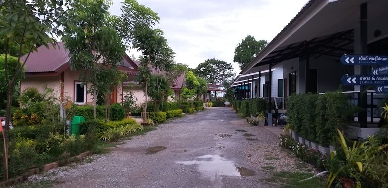Hotel Numhom Resort