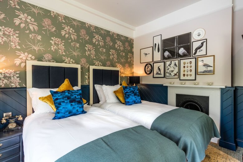 Hotel The Hand & Spear
