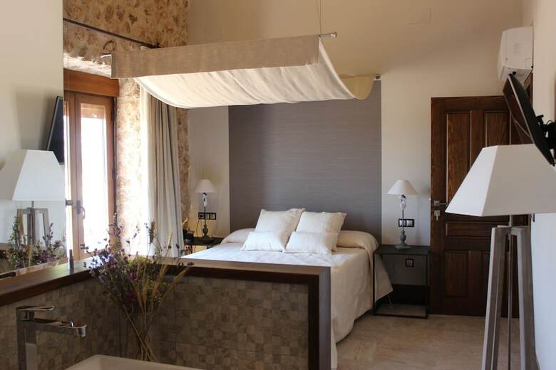 Agroturismo Casa Rural Monteguerra