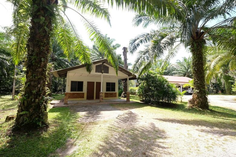 Hotel 057 Resort