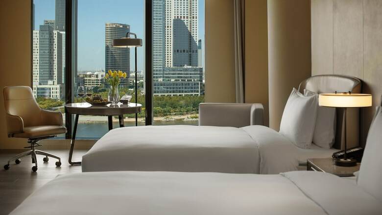 Intercontinental Tianjin Yujiapu Hotel & Residences