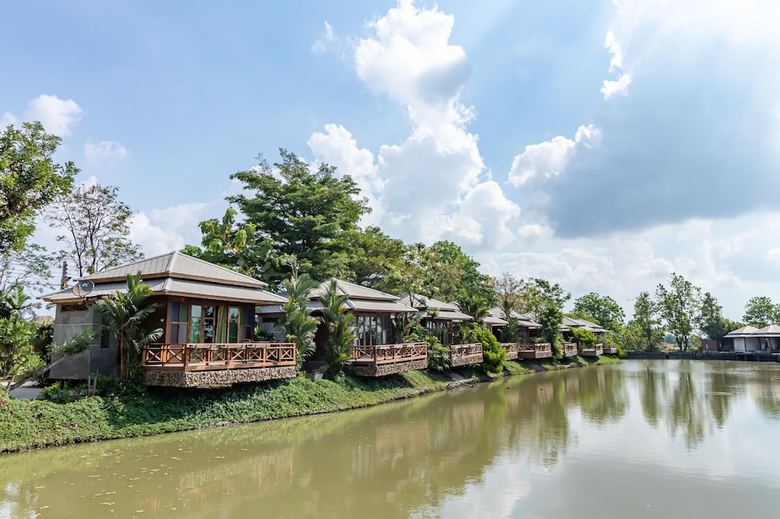 Hotel Khun-nai Garden View Resort