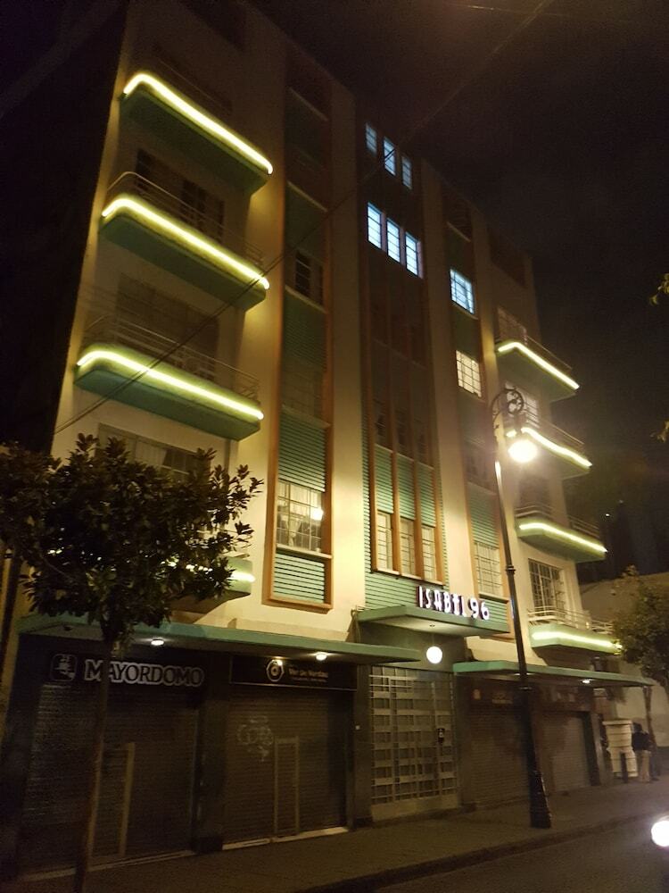 Apartamentos Departamento Isa96