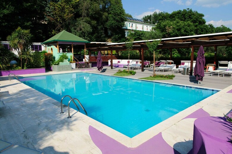 Posada Ille Roif Resort & Spa