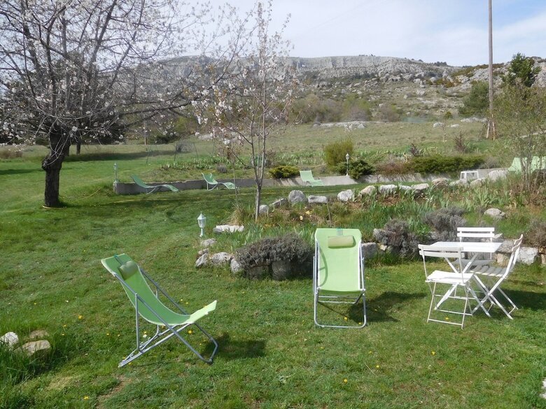 Hotel Le Mas Des Chardons Chambre D'h�tes