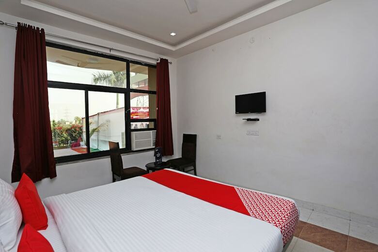 Hotel Oyo 10967 Dhola Maru Resort