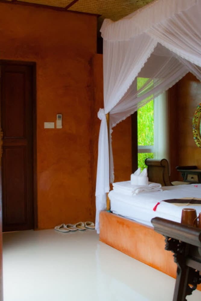 Hotel Monmaen Resort & Spa