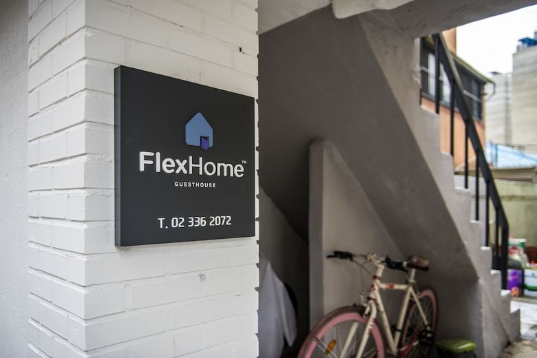 Hostal Flex Home Guesthouse - Hostel