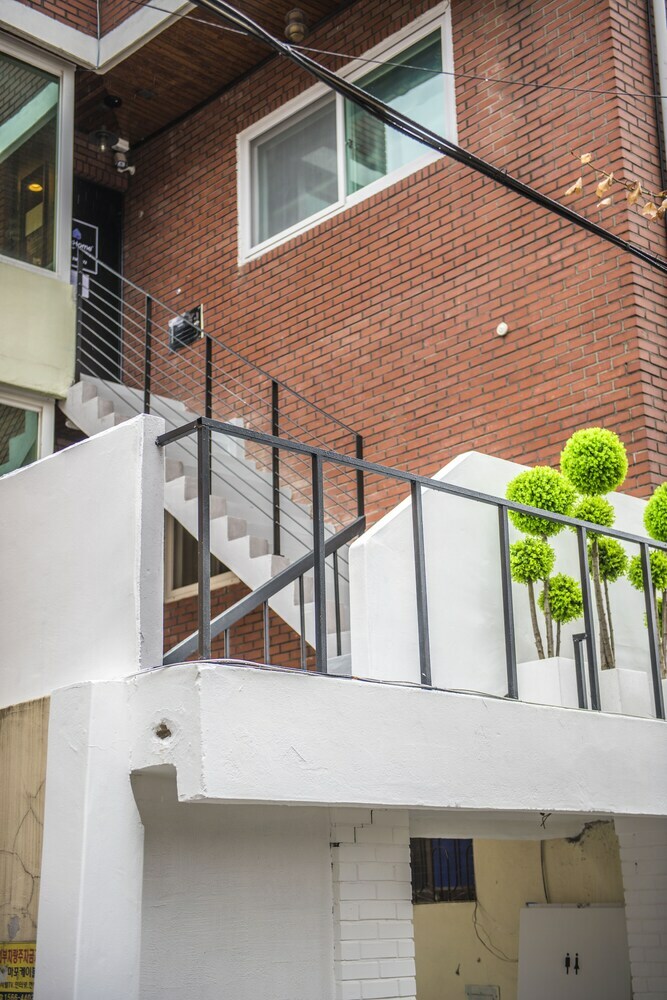 Hostal Flex Home Guesthouse - Hostel