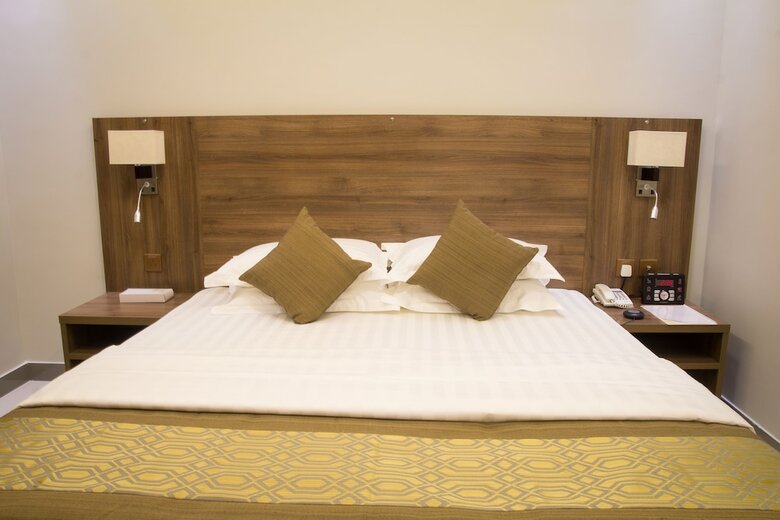 Gold Hotel