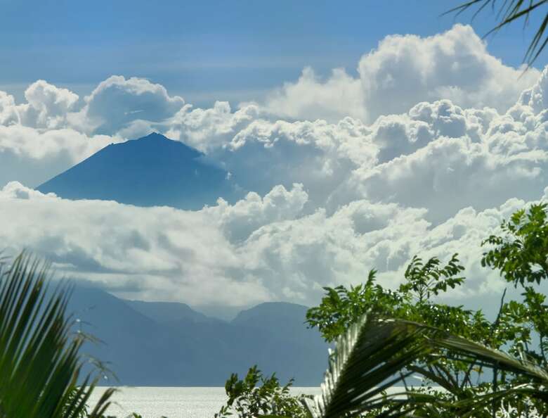 Bed & Breakfast Malimbu Cliff Villa