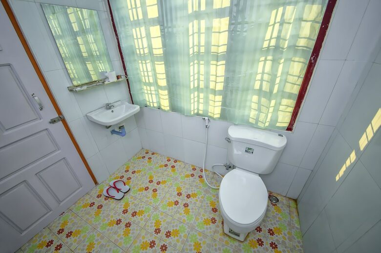Hotel Thit Sar Shin Guest House