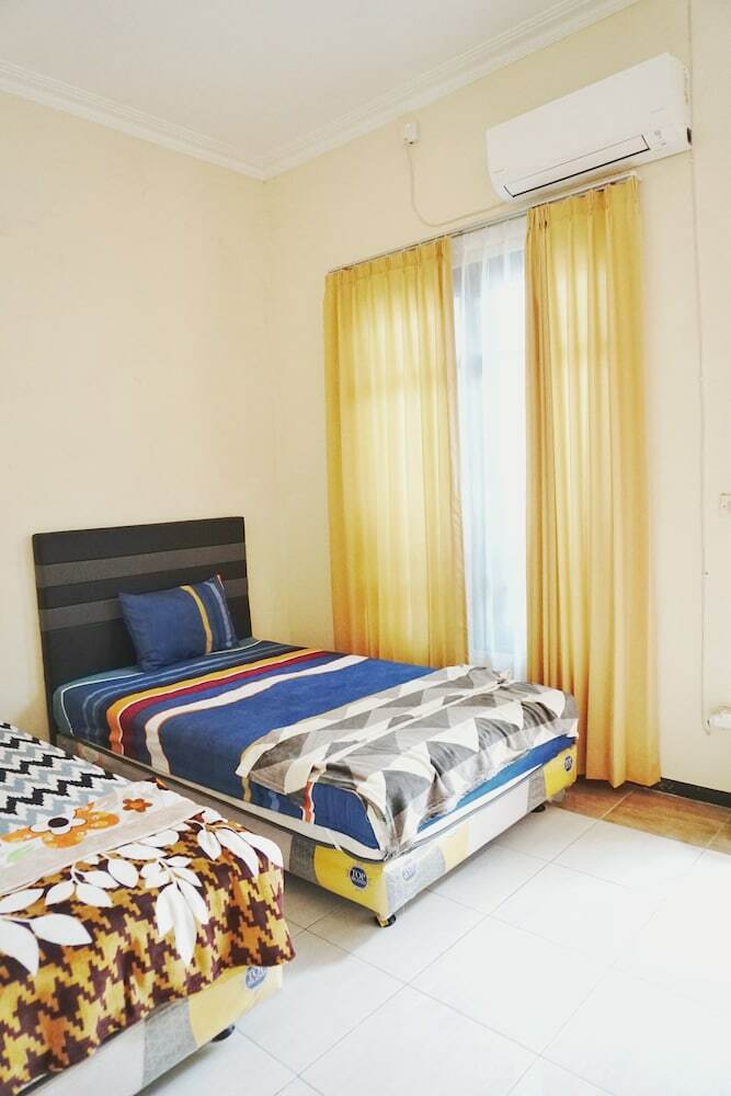 Hotel Green Surabaya Homey