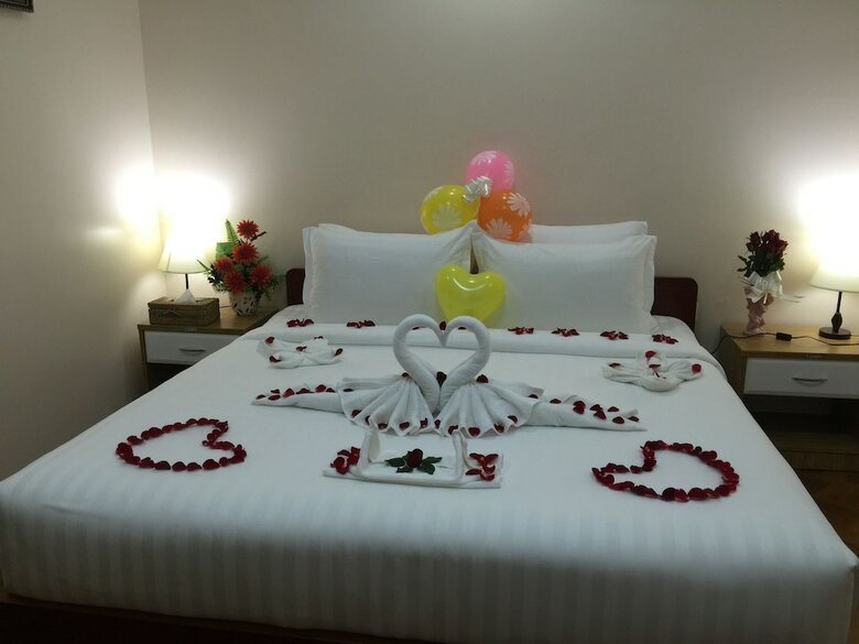 Apollo Hotel