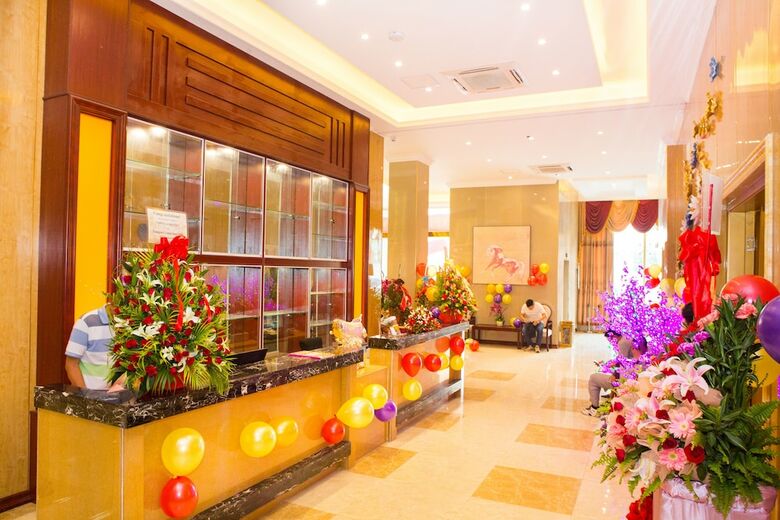 Apollo Hotel
