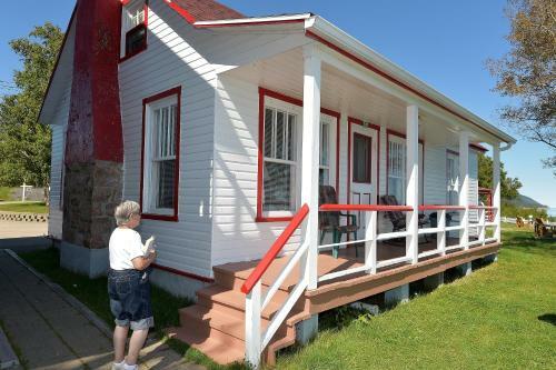 Motel Chalets Bo-fleuve Evangeline