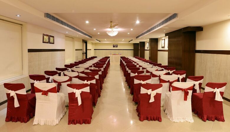 Hotel Mb Greens Clarks Inn Moradabad