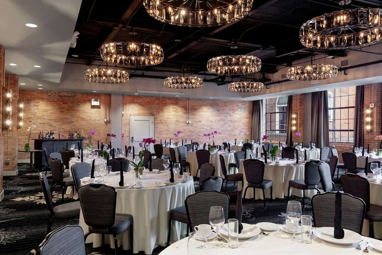 Foundry Hotel Asheville, Curio Collection By Hilton