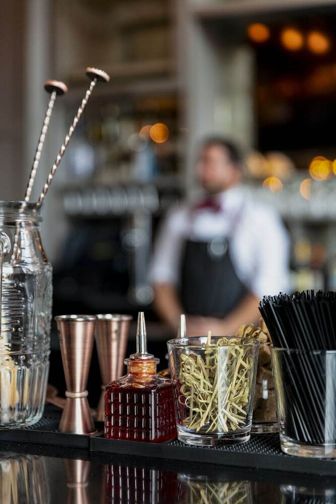 Foundry Hotel Asheville, Curio Collection By Hilton