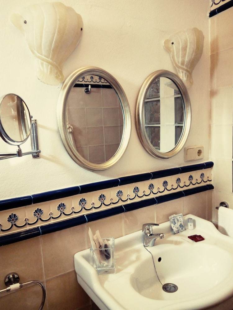 Hotel Utop�a