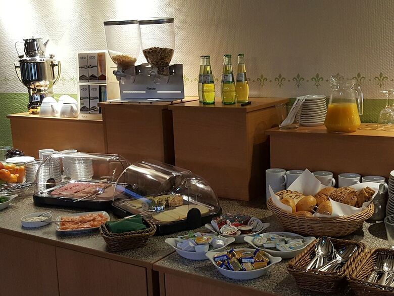 Bed & Breakfast Landhotel Linden Am Venekotensee
