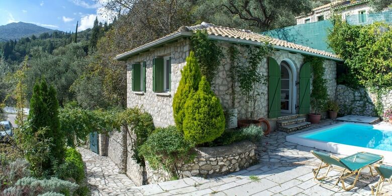Villa Old House
