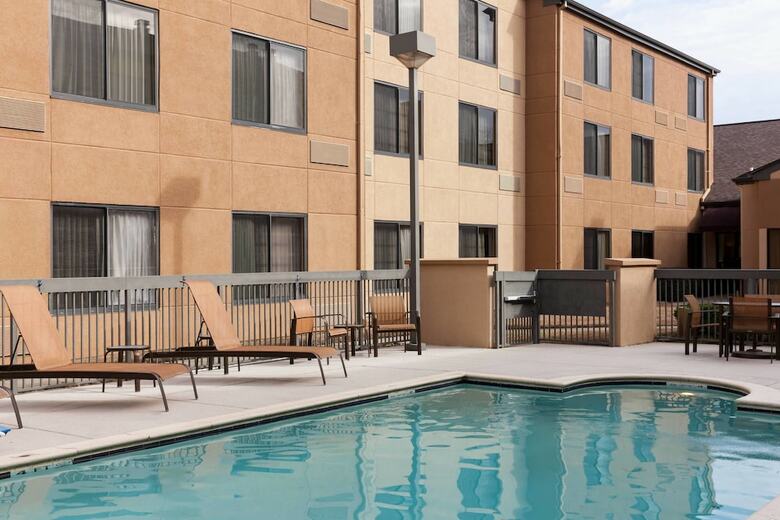 Hotel Courtyard By Marriott Jackson