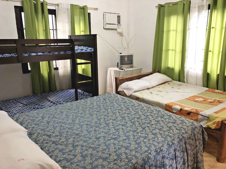 Hotel Mt. Maculot View Resort